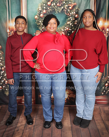2023_Christmas_Shaunte Watts-2