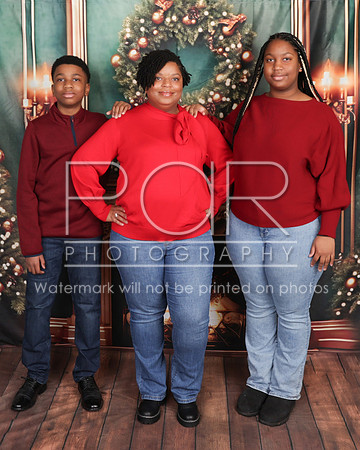 2023_Christmas_Shaunte Watts-1