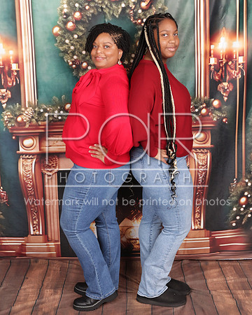 2023_Christmas_Shaunte Watts-3