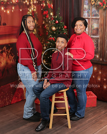 2023_Christmas_Shaunte Watts-7
