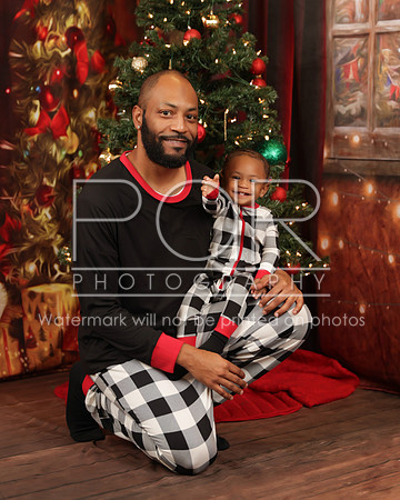 2023_Christmas_Angeline-13