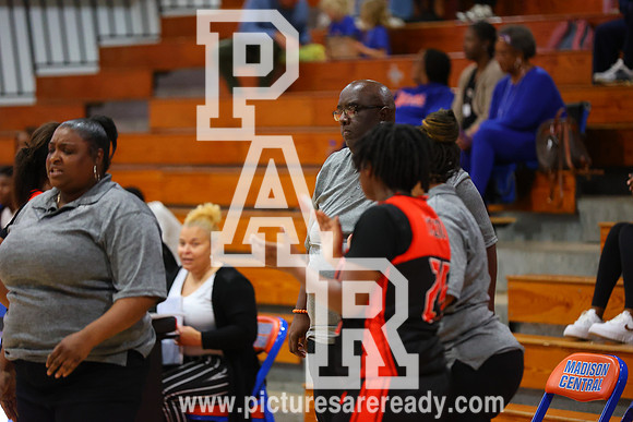 2024_Bball_Girls_YazooCityvsMadisonCen-12