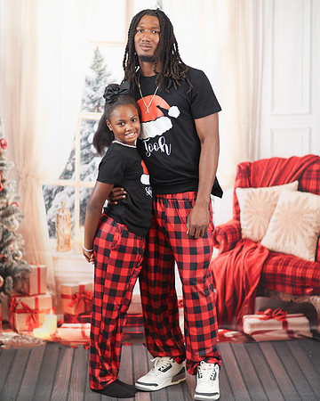 2024_Christmas_RussellFamily-62