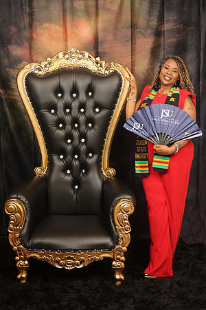 2025_Grad_AnnLewis-11