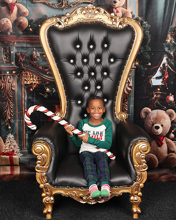 2024_Christmas_Angeline-26
