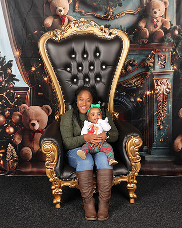 2024_Christmas_Courtney-20