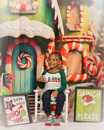 2024_Christmas_Keondra Mack-45