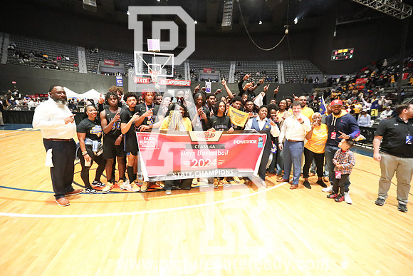 2024_Boys_Bball_RaymondvsMcComb-152