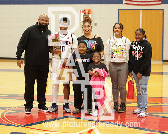 2024_bball_MortonvsRichland-48