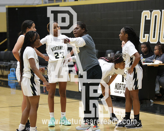 2024_bball_Girls_ClintonvsNWR-17