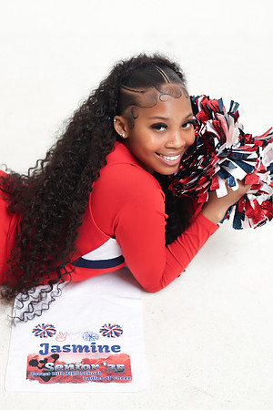 2025_SeniorRep_Jasmine_Cheer-18
