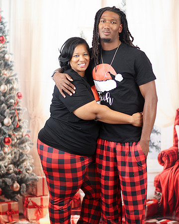 2024_Christmas_RussellFamily-51