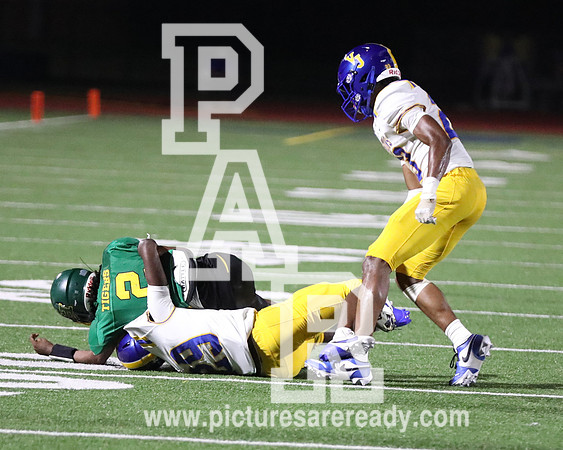 2024_Fball_VelmaJvsJimHill-259
