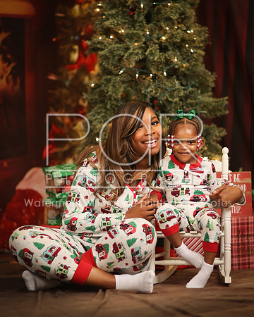 2024_Christmas_Zhakeria-14