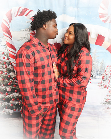 2024_Christmas_Makenzie Burns-35