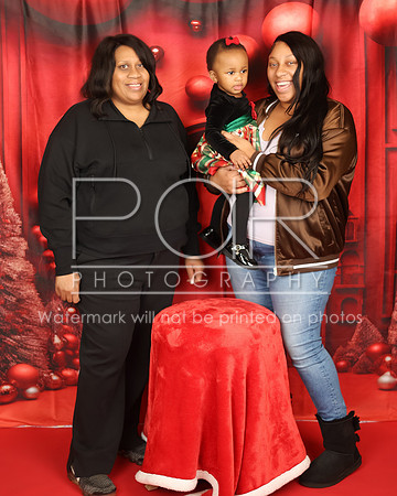 2024_Christmas_Corrine-24