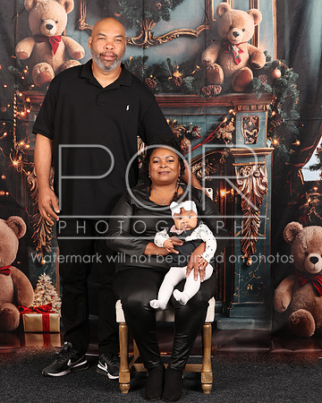 2024_Christmas_Dorothy-10