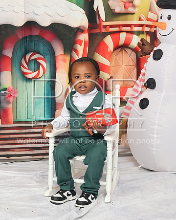 2024_Christmas_Jada Varnell-3