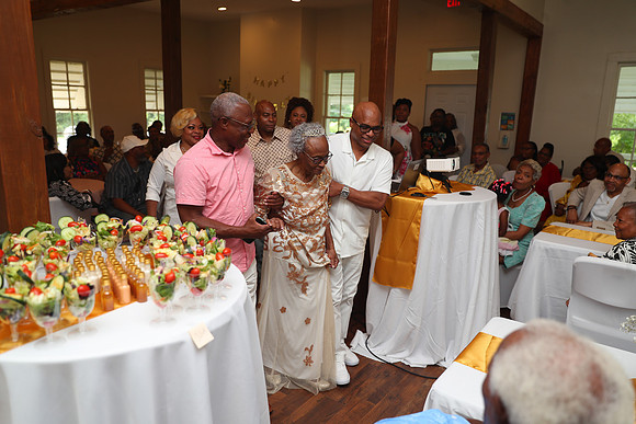 2025_Bday_Wade_90th-55