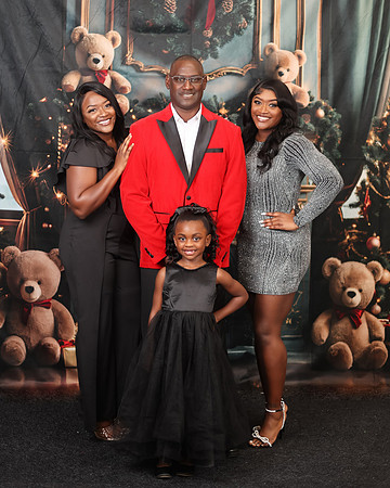 2024_Christmas_Sutton Family-13