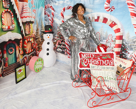 2024_Christmas_Charcy-24