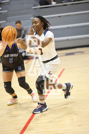 2025_Bball_Girls_PearlRivervsForestHill-4