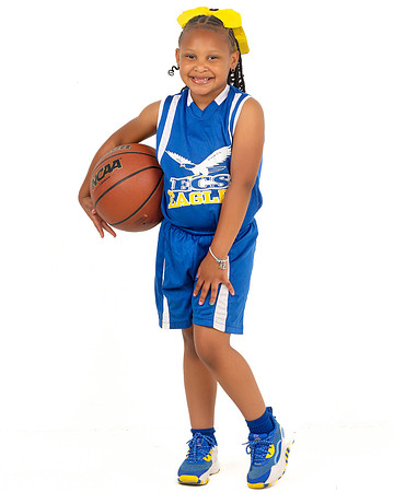 2025_Grad_Raegan-4