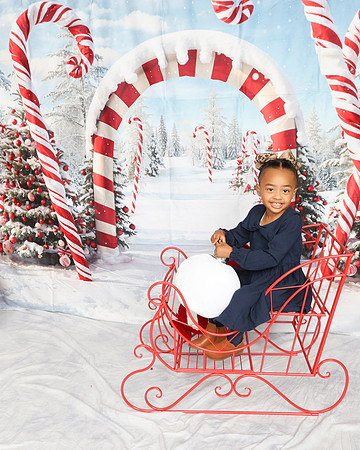 2024_Christmas_Sanders-11