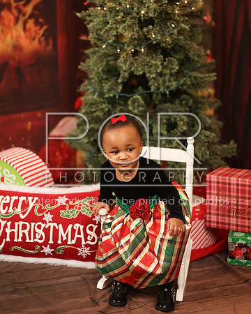 2024_Christmas_Corrine-16