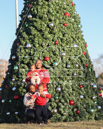2024_Christmas_Shanita-6