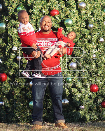 2024_Christmas_Shanita-23