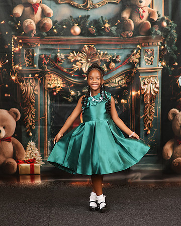 2024_Christmas_Twins-27
