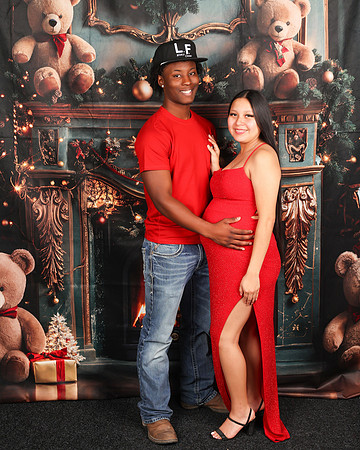 2024_Christmas_Maternity_Emily-22