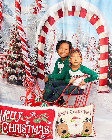 2024_Christmas_Keondra Mack-2