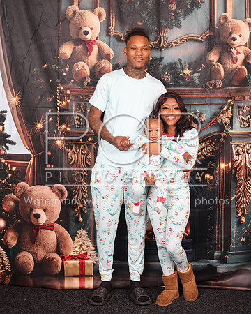 2024_Christmas_Aundriana-20