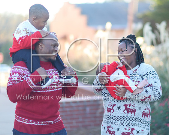 2024_Christmas_Shanita-59