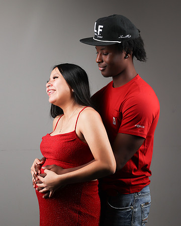 2024_Christmas_Maternity_Emily-13