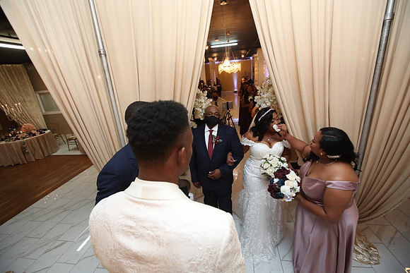 Brooks_Wed-123