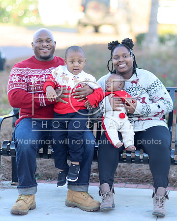 2024_Christmas_Shanita-35
