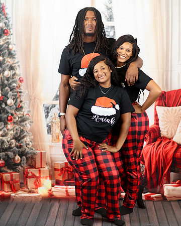 2024_Christmas_RussellFamily-46