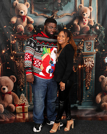 2024_Christmas_Evelyn-10