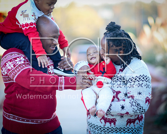 2024_Christmas_Shanita-51