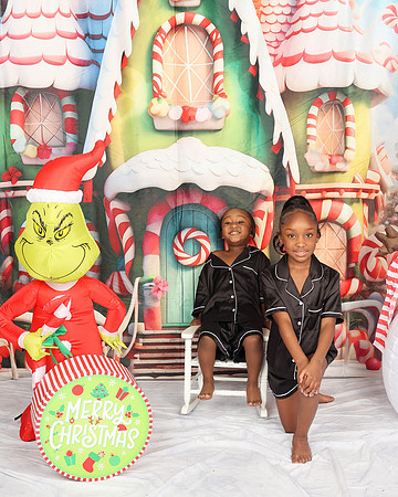2024_Christmas_Khalil-17