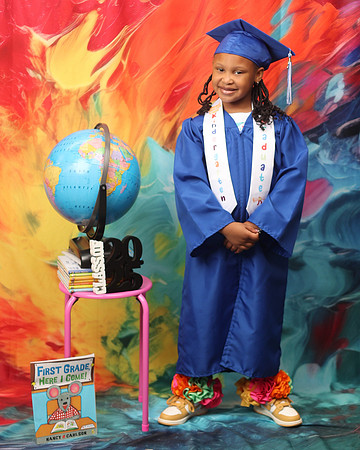 2025_Grad_Raegan-45