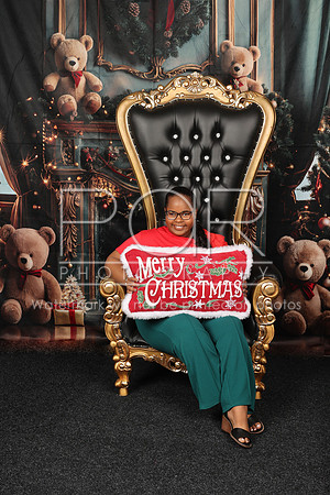 2024_Christmas_Antoinette-6