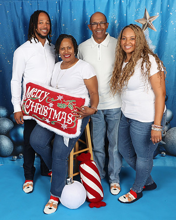 2024_Christmas_Monifah-74