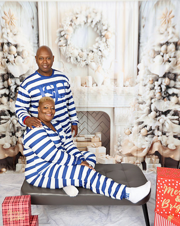 2024_Holiday_L_Drake-15