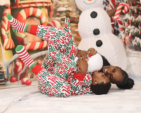 2024_Christmas_Keundra-45