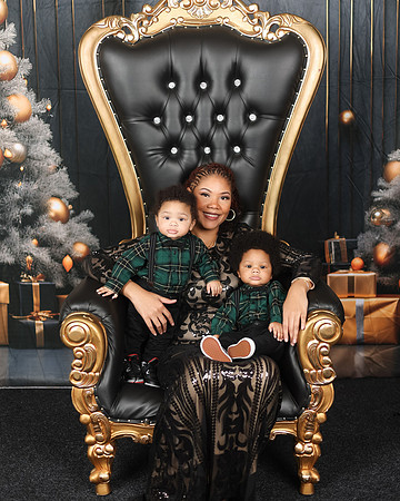 2024_Christmas_Jewell-10