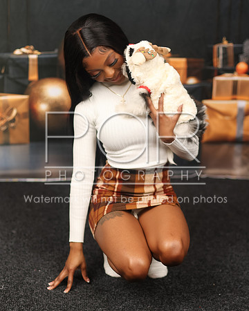 2024_Christmas_Jamiyah-36